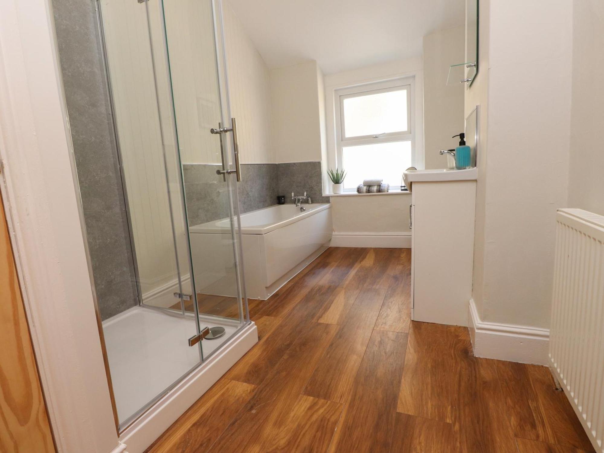 4 Bay View Terrace