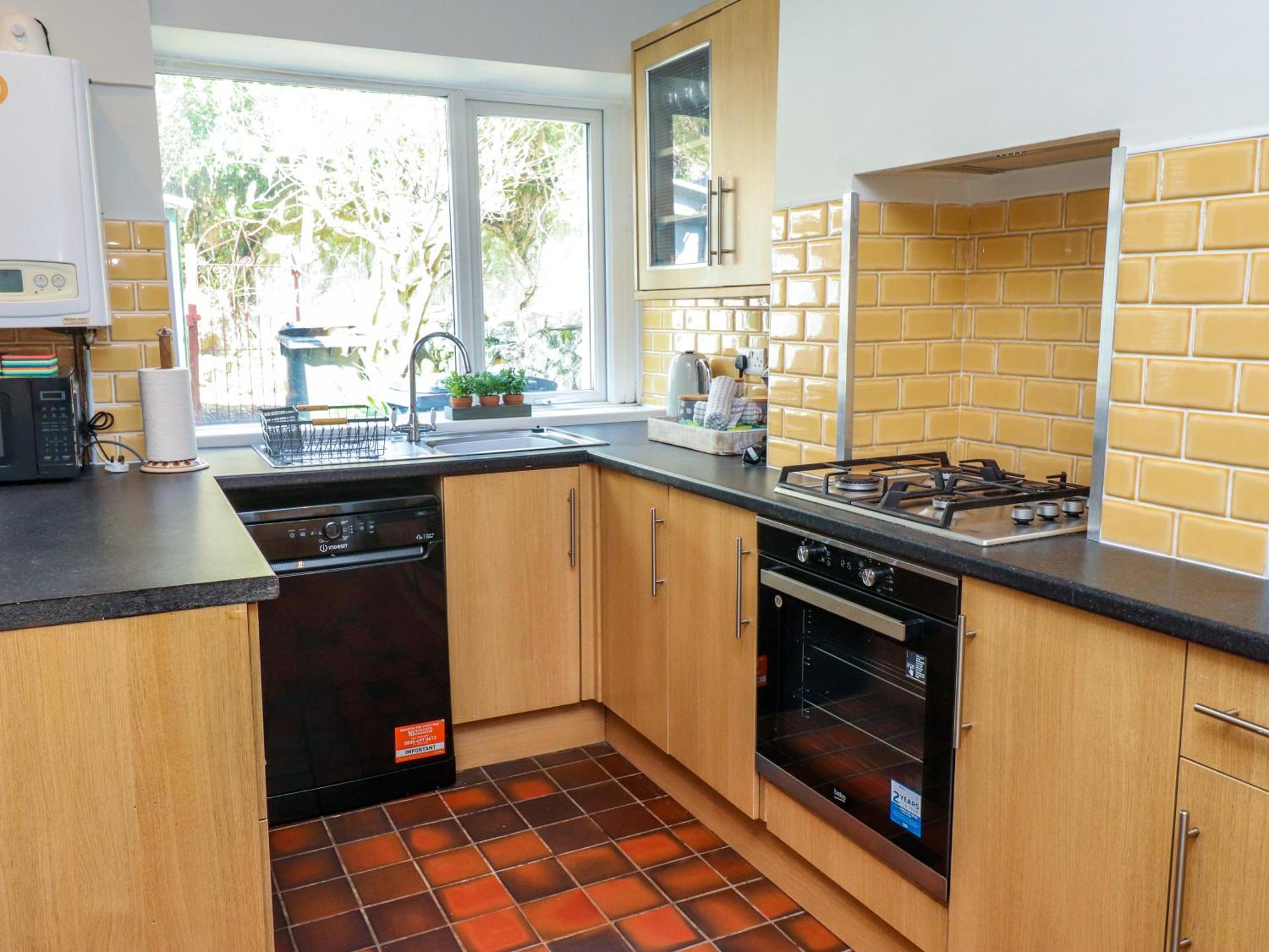 4 Bay View Terrace * Llandudno