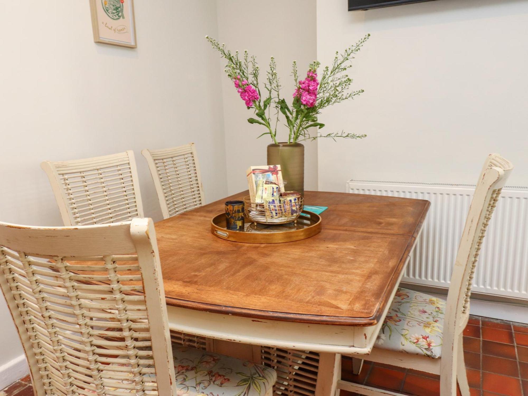 4 Bay View Terrace * Llandudno